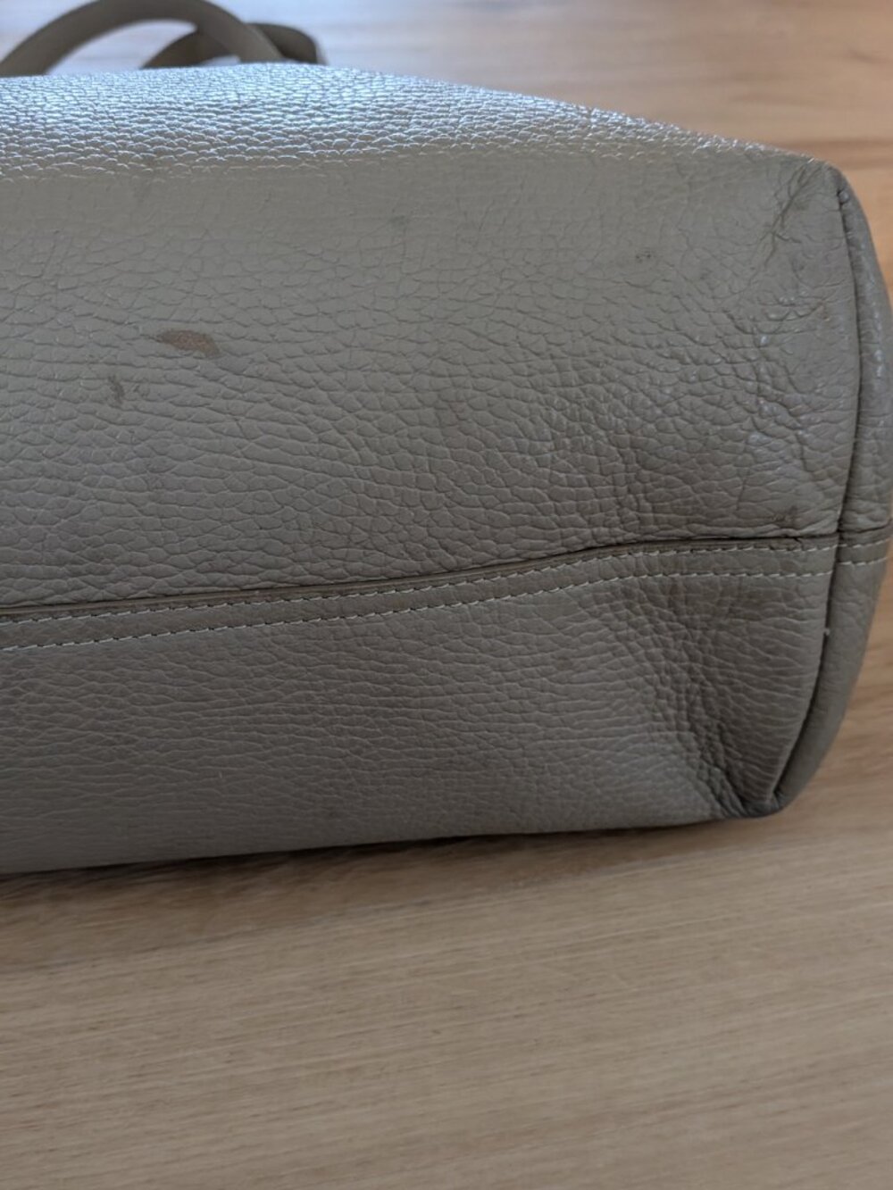 Cuyana Leather Tote Bag Taupe Pebbled Minimalist Shoulder Bag Work Everyday READ - Picture 8 of 16